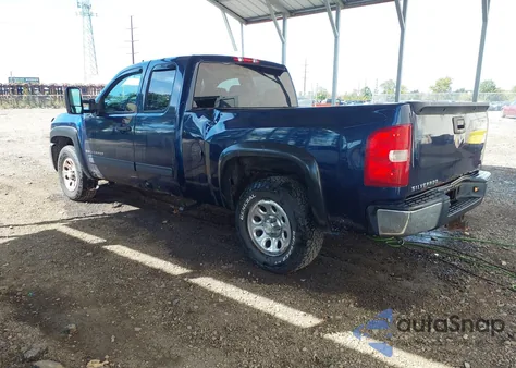 2009 Chevrolet Silverado 1500 Ls z USA, uszkodzony, nr VIN 1GCEK19C29Z264252